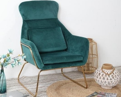 Zielony fotel welurowy w stylu glamour na złotej podstawie Faro MaloDesign
